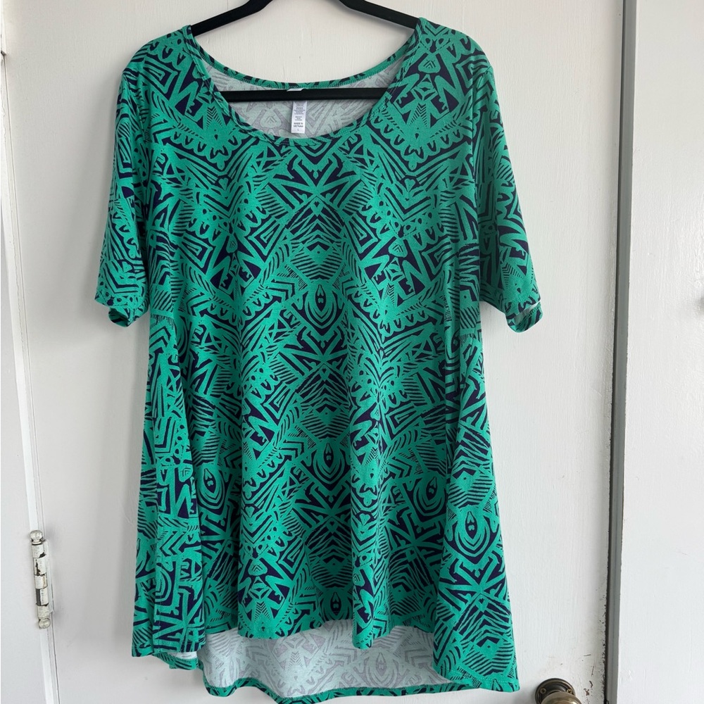 LulaRoe Patterned Green and Black Women's Top with Scoop neck.